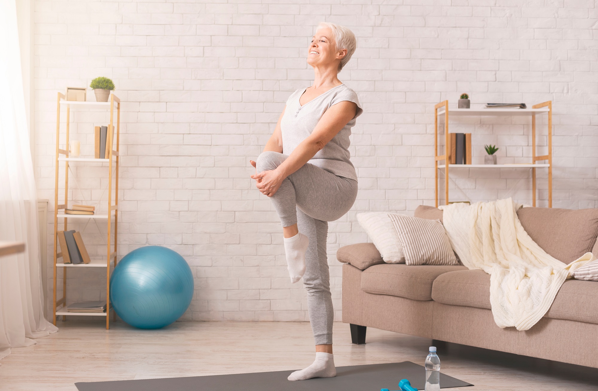 Des exercices de gym douce pour seniors