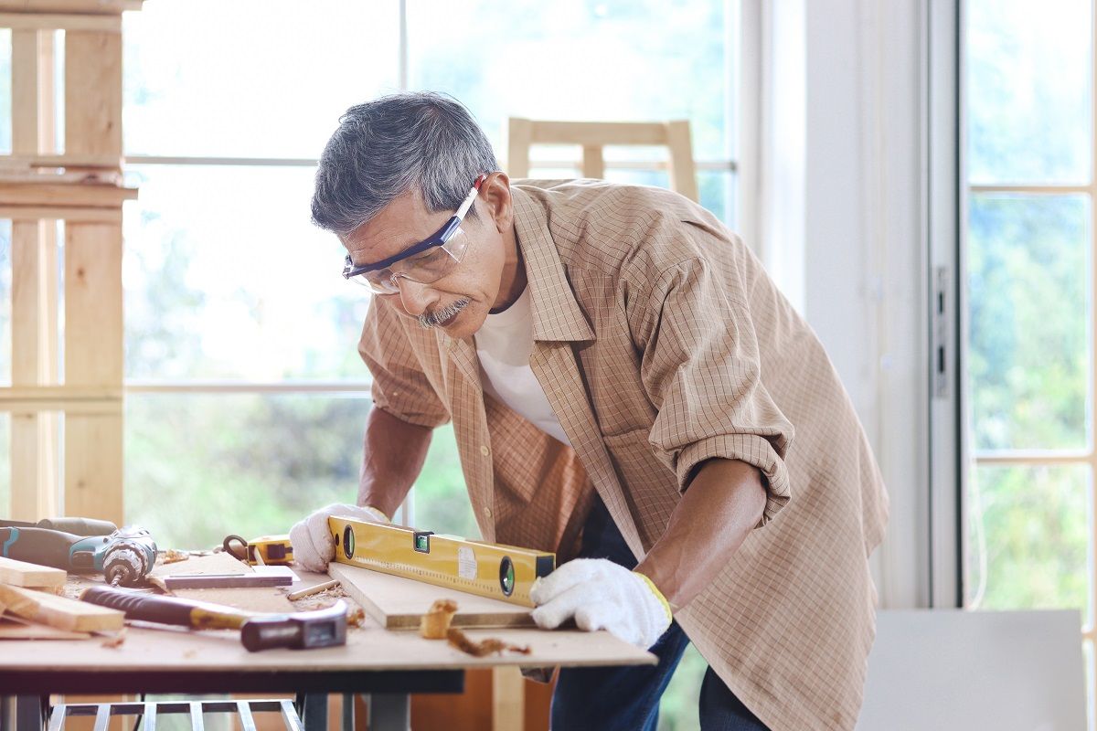 Le bricolage, une activité idéale pour les seniors